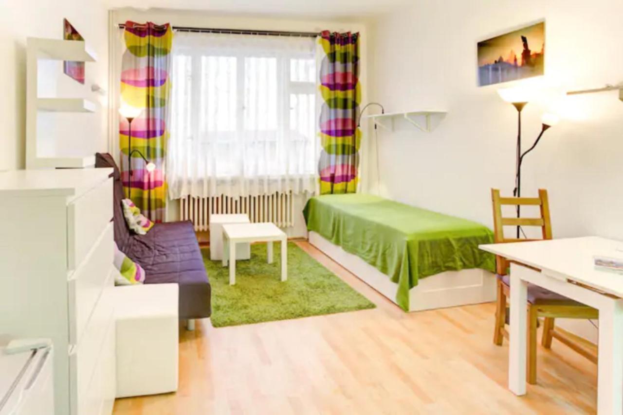 Apartmán By The Center *